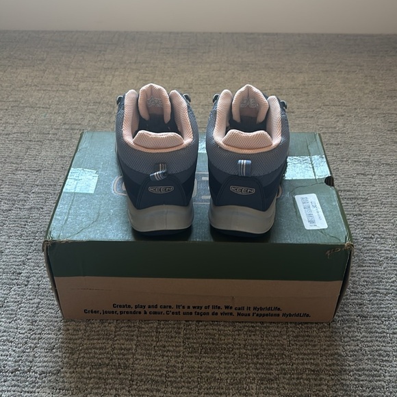 KEEN Women's Terradora Flex Mid Waterproof Hiking Boots size 6.5 - Picture 4 of 6